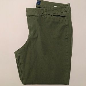 Old Navy Mid-Rise Pixie Ankle Pants
